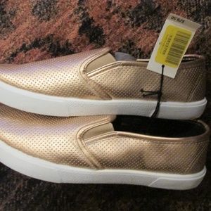 Princce & Fox Faux Leather Gold Slip on Sneakers